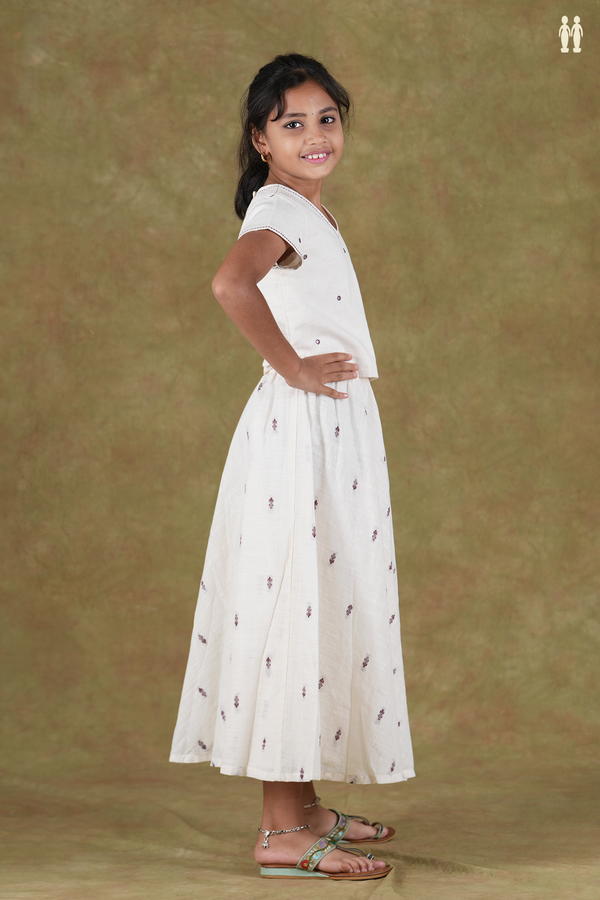 V-Neck Threadwork Buttas Off White Cotton Pavadai Sattai