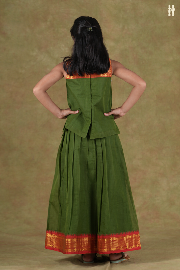 Round Neck Plain Green Cotton Pavadai Sattai