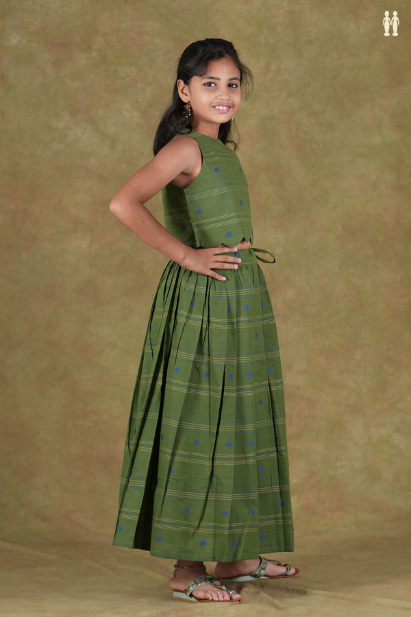 Halter Neck Threadwork Buttas Green Cotton Pavadai Sattai