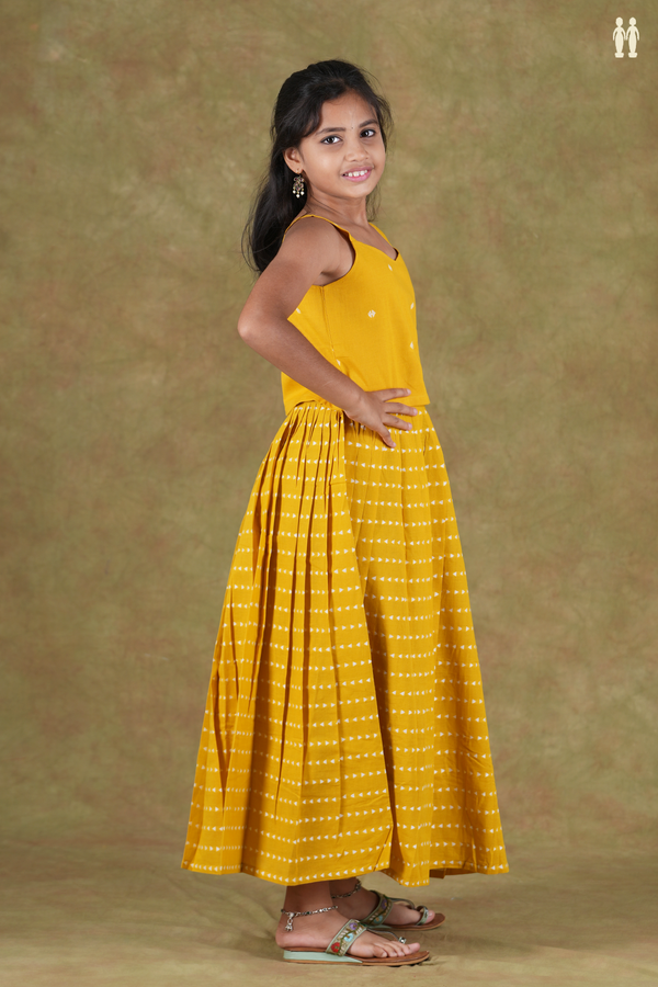 Sweet Heart Neck Threadwork Buttas Yellow Cotton Pavadai Sattai