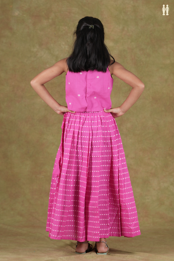 Sweet Heart Neck Threadwork Design Pink Cotton Pavadai Sattai