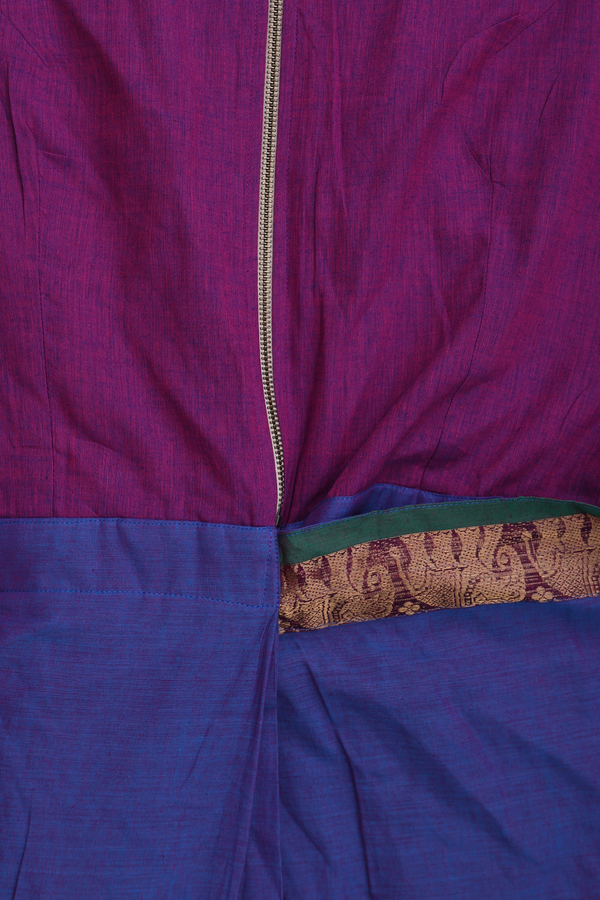 Readymade Cotton Saree In Dual Tone With Traditional Border