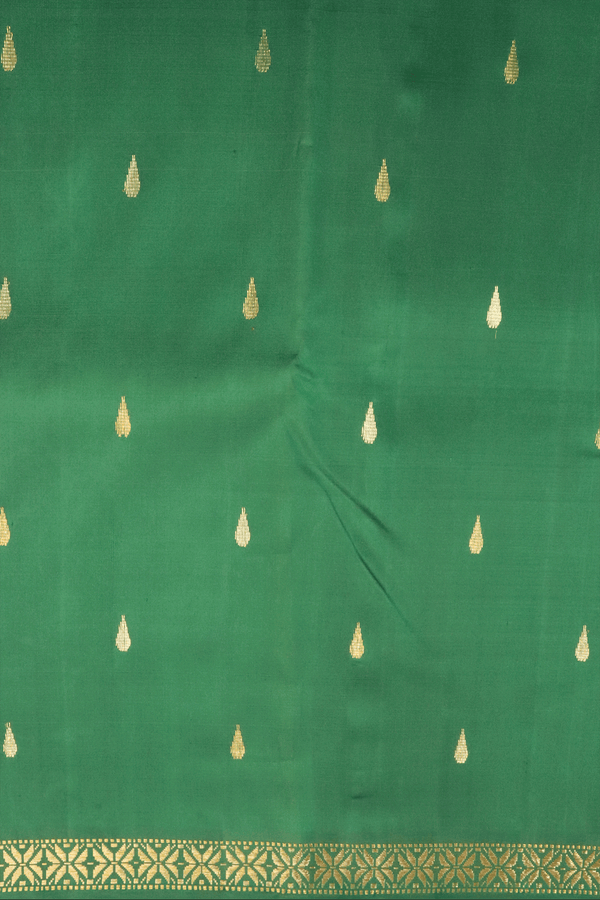 Rain Drop Zari Buttas Bold Green Kanchipuram Silk Saree