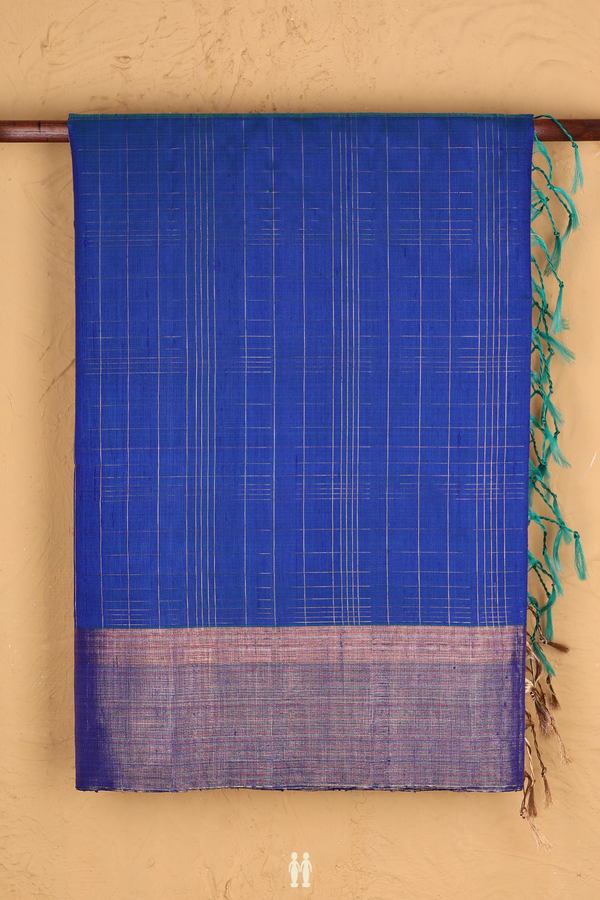 Raw Silk Saree In Dual Tone With Checks Design