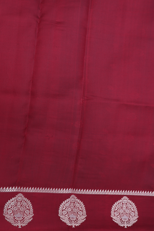 Raw Silk Saree In Green With Floral Buttas