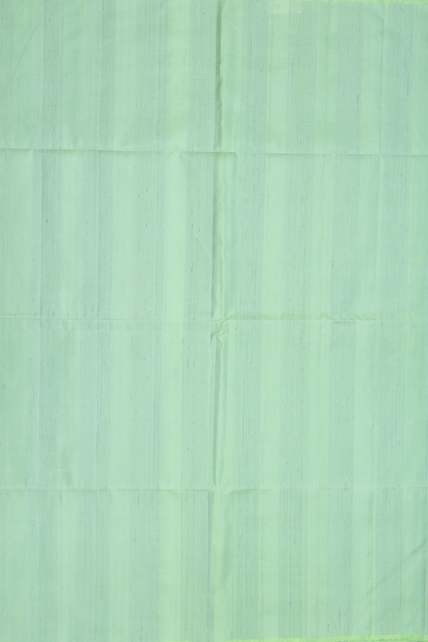 Raw Silk Saree In Green With Plain