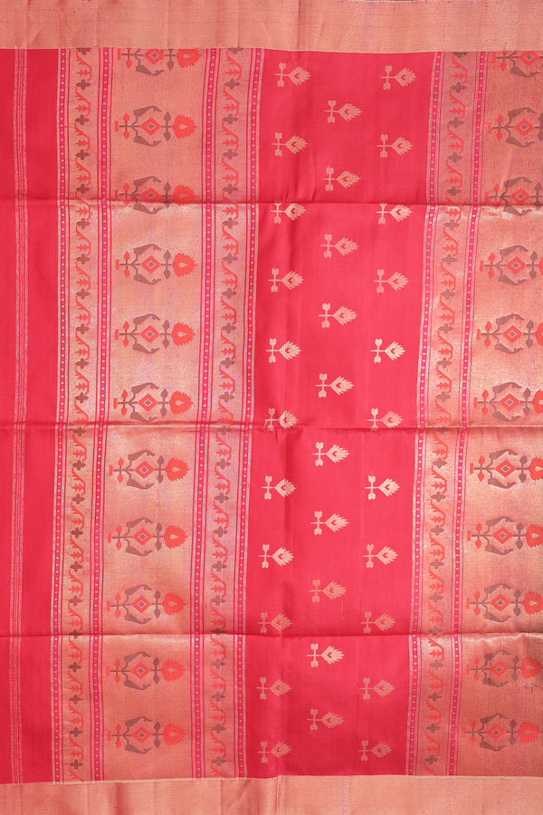 Raw Silk Saree In Leaf Green With Zari Border