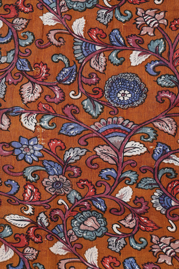 Raw Silk Saree In Plain Purple With Contrast Border