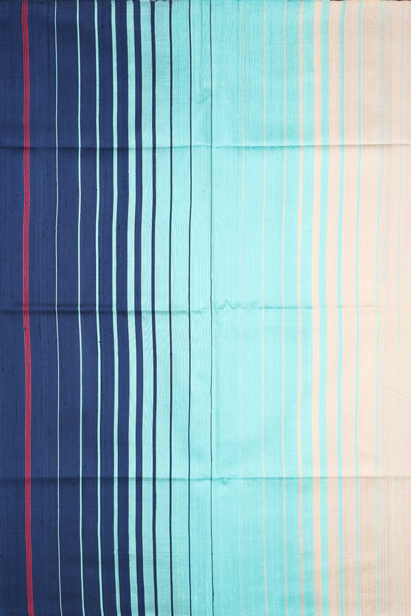 Raw Silk Saree In Scarlet Red With Contrast Pallu