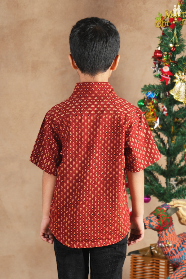 Regular Collar Printed Design Rust Red Cotton Shirt