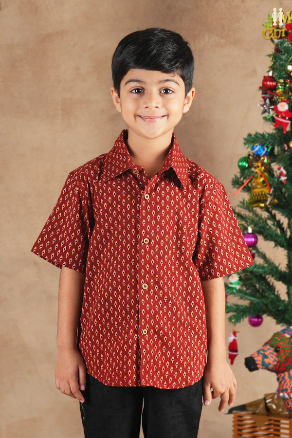 Regular Collar Printed Design Rust Red Cotton Shirt