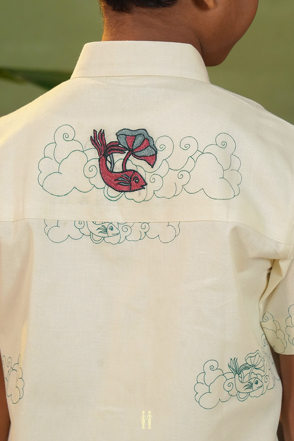 Regular Collar Printed Design White Kasavu Shirt