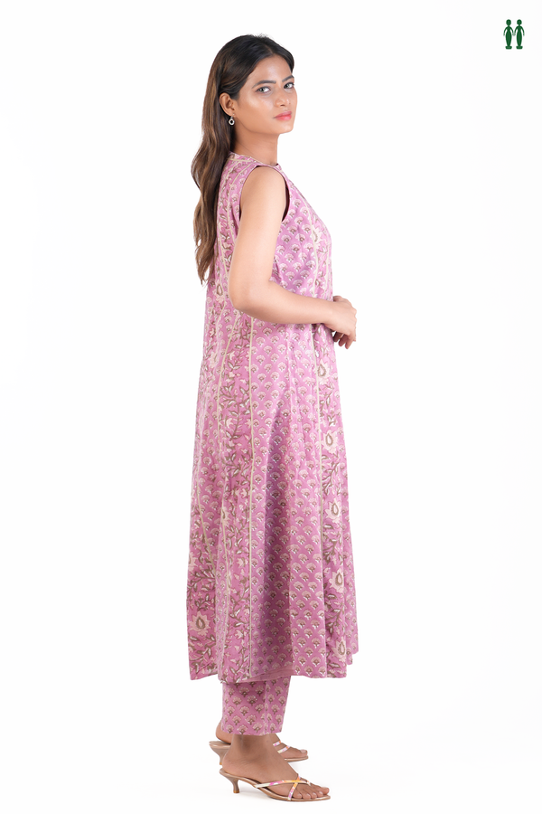 Round Floral Design Pink Cotton Salwar Set
