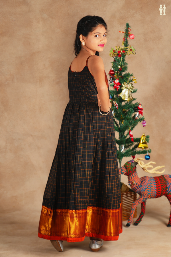 Round Neck Checks Design Black Cotton Frock