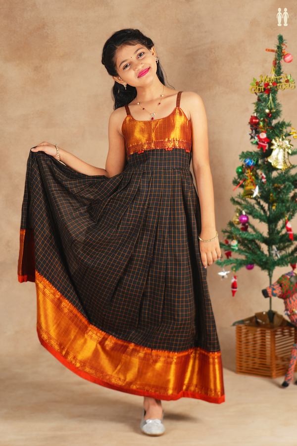 Round Neck Checks Design Black Cotton Frock