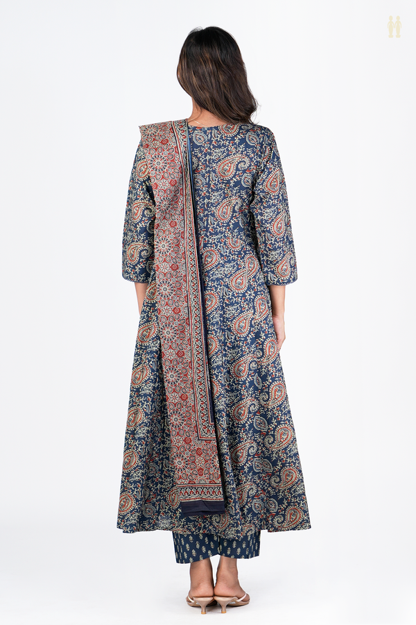 Round Neck Floral Design Blue Printed Cotton Salwar Set