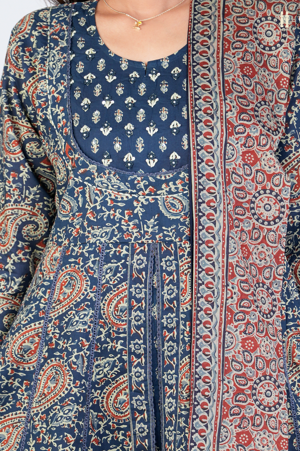 Round Neck Floral Design Blue Printed Cotton Salwar Set