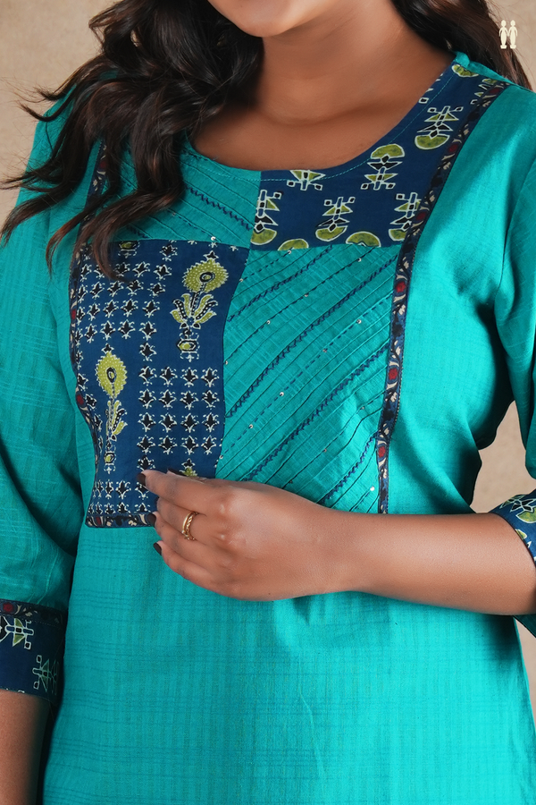 Round Neck Plain Peacock Green Cotton Long Kurta