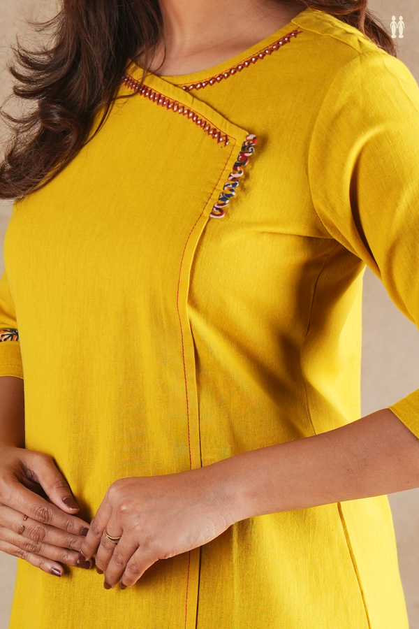 Round Neck Plain Yellow Cotton Long Kurta