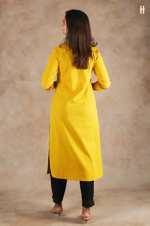 Round Neck Plain Yellow Cotton Long Kurta