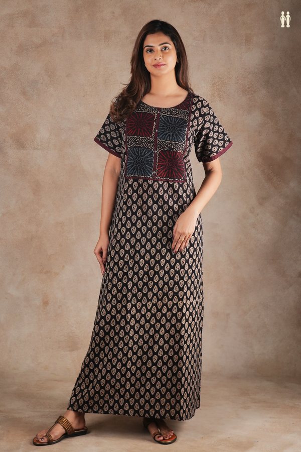 Round Neck Printed Design Black Cotton Nightie