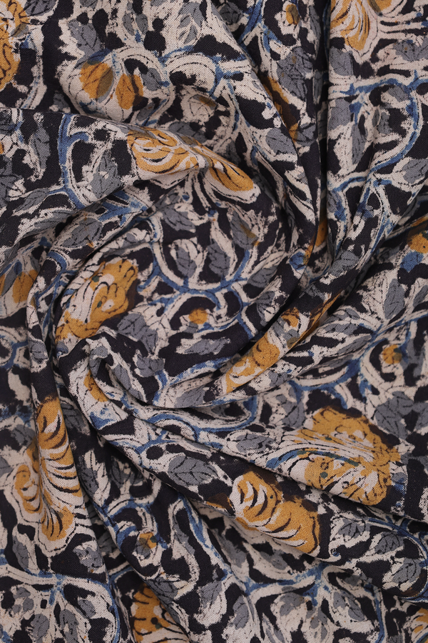 Round Neck Printed Design With Zip Black Cotton Nightie