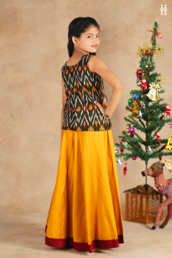Round Neck Printed Design Yellow Black Raw Silk Pavadai Sattai