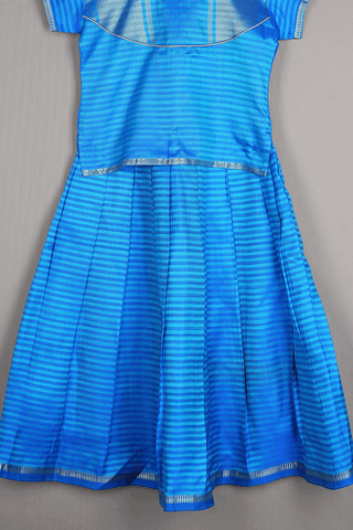 Round Neck Shades Of Blue Readymade Pavadai Sattai