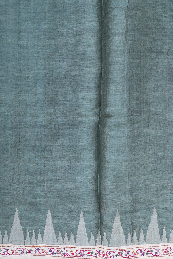 Tussar Silk Saree In Green With Temple Border