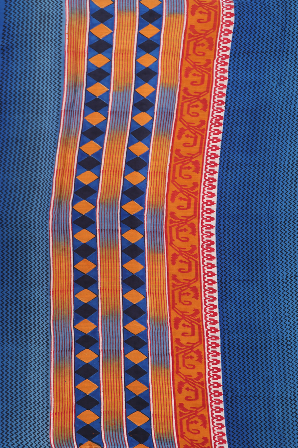 Crepe Saree In Black With Stripes Design