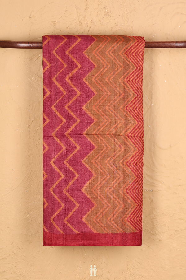Tussar Silk Saree In Orange With Chevron Design