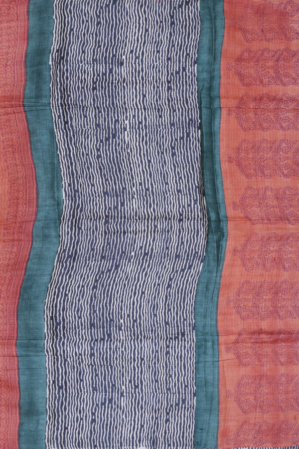 Tussar Silk Saree In Green With Floral Design