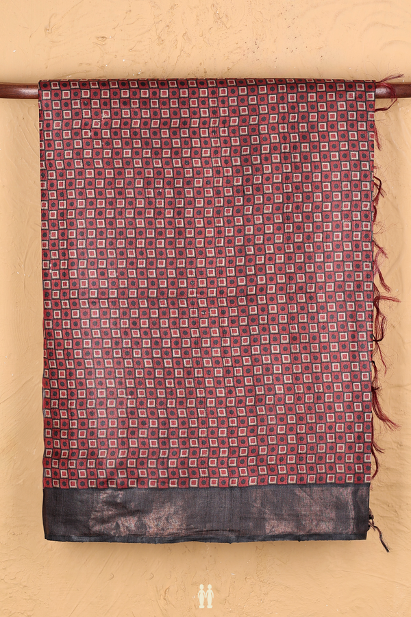 Tussar Silk Saree In Red With Square Design