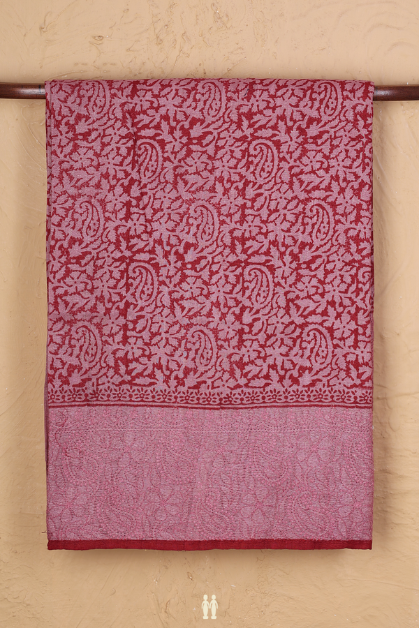 Tussar Silk Saree In Crimson Red With Paisley Design