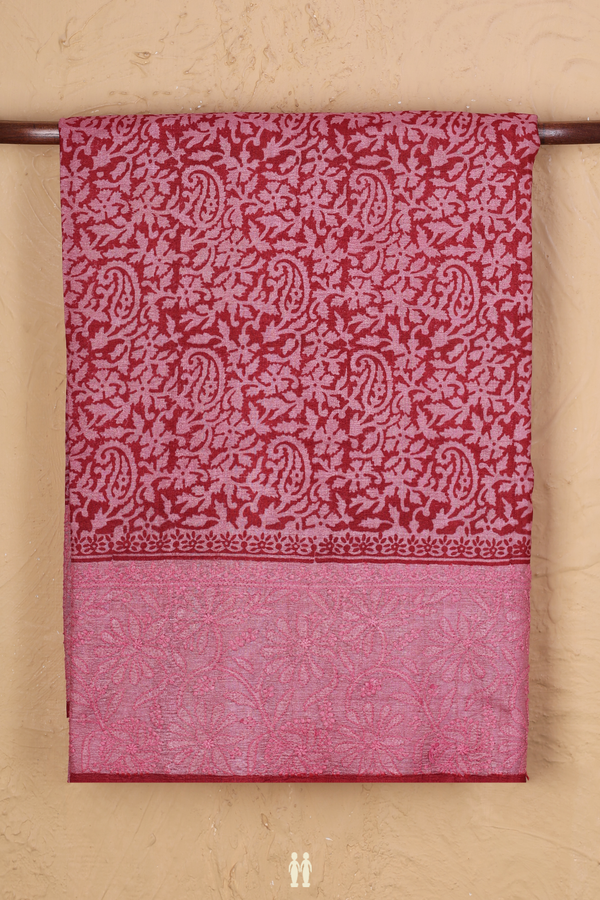 Tussar Silk Saree In Crimson Red With Paisley Design