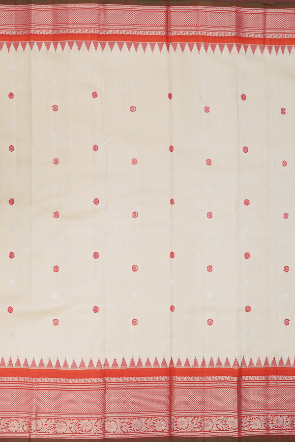 Gadwal Silk Saree In Off White With Floral Buttas