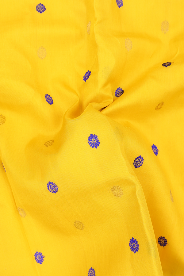 Gadwal Silk Saree In Royal Yellow With Floral Buttas