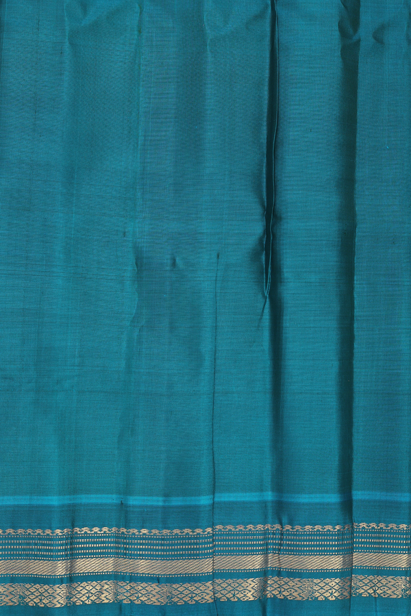 Gadwal Silk Cotton Saree In Pastel Khaki With Contrast Border