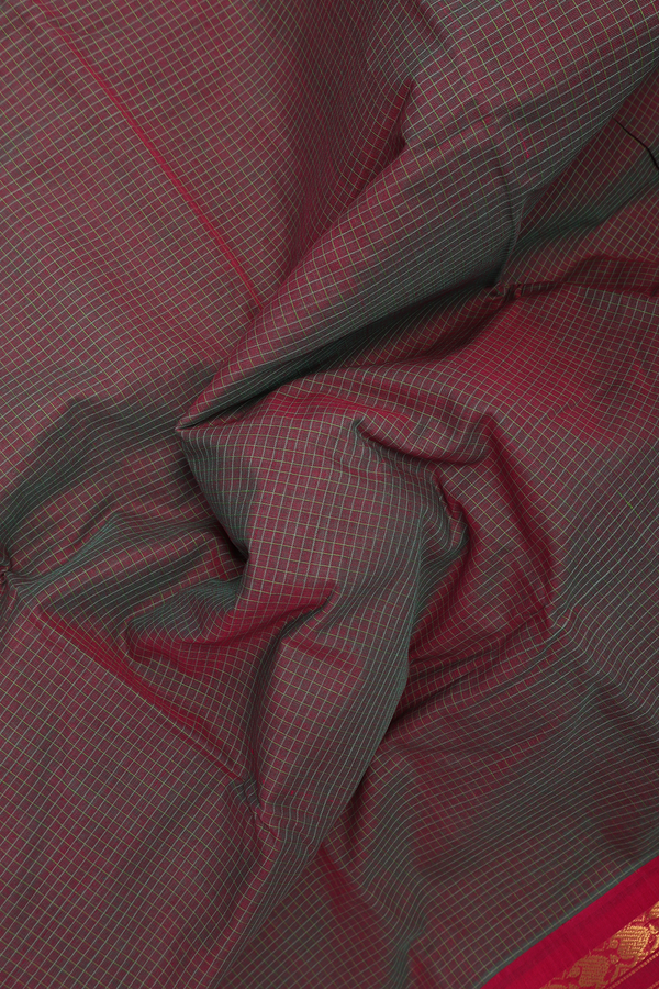 Gadwal Cotton Saree In Manthulir With Checks Design