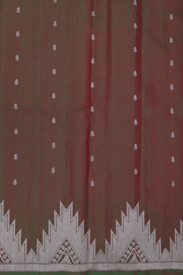 Gadwal Silk Saree In Scarlet Red With Paisley Buttis