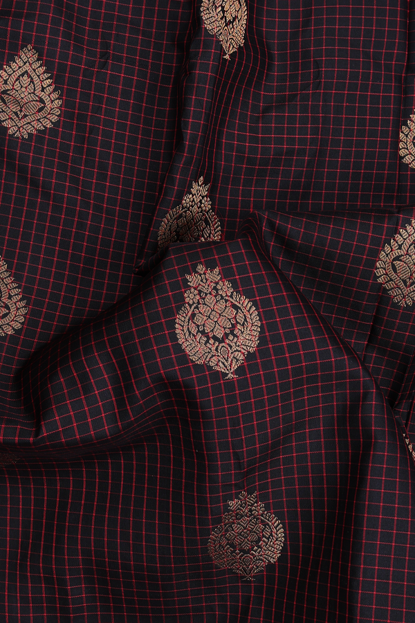 Gadwal Silk Saree In Black Along Checks With Buttas