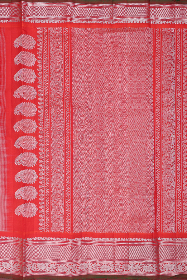 Gadwal Silk Saree In Off White With Floral Buttas