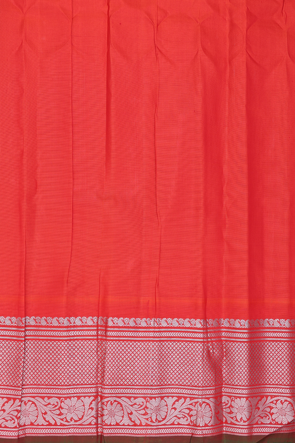 Gadwal Silk Saree In Off White With Floral Buttas