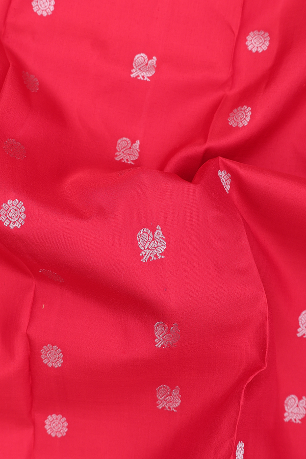 Gadwal Silk Saree In Scarlet Red With Peacock Buttas