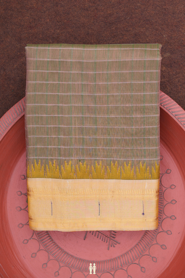 Gadwal Cotton Saree In Dual Tone With Checks Design