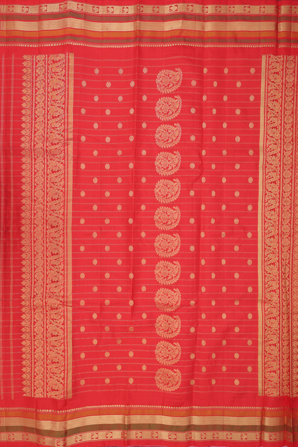 Gadwal Silk Saree In Cream Color With Checks Design