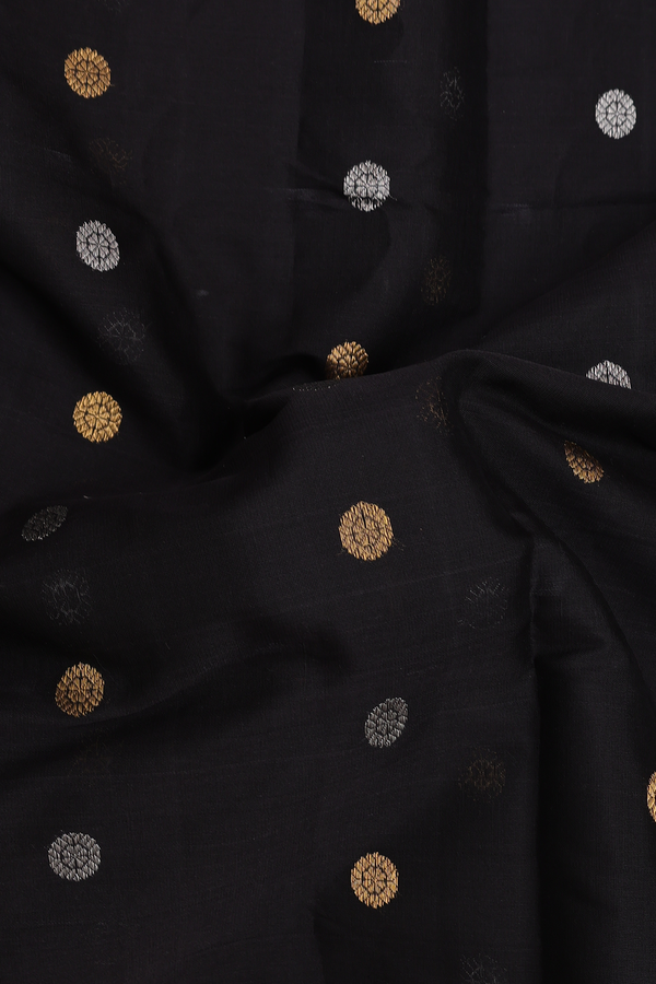Gadwal Silk Cotton Saree In Black With Chakram Buttas