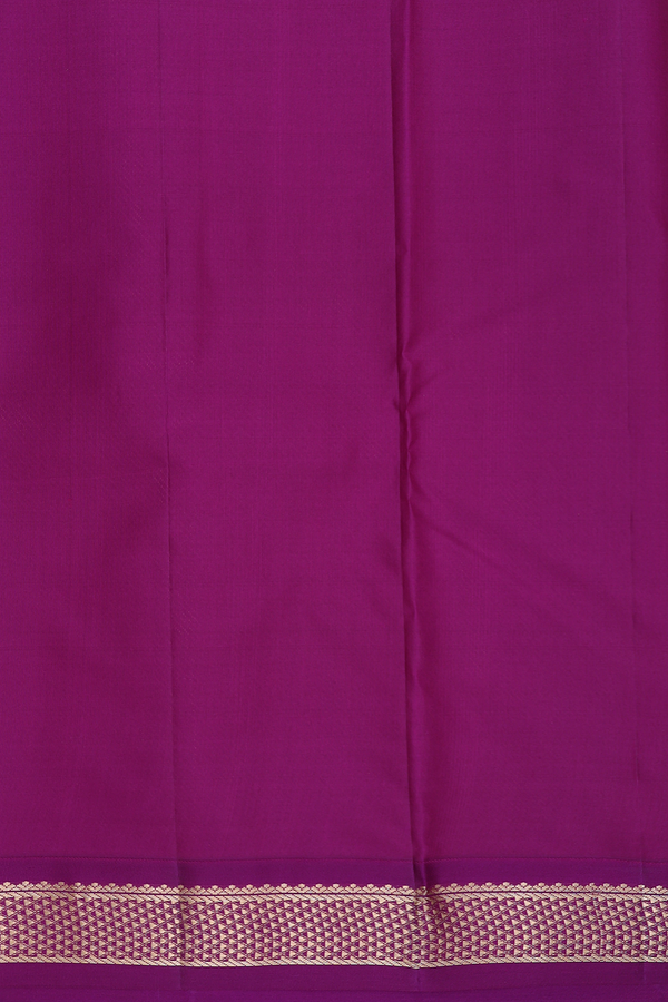 Kanchipuram Silk Saree In Parrot Green With Zari Buttas