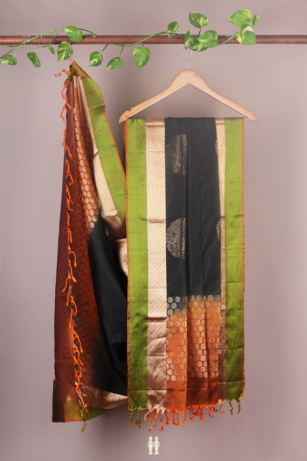 Paisley Motifs Black Silk Dupatta