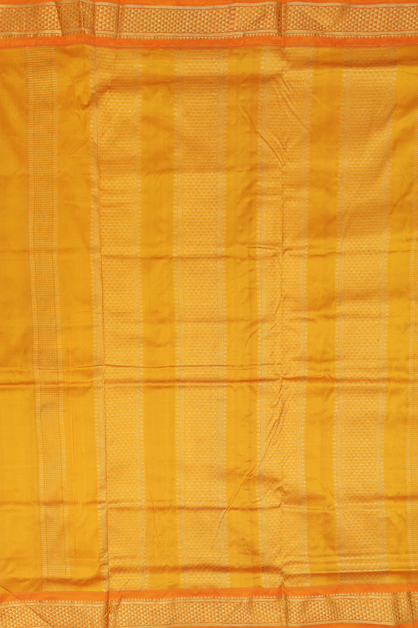 Kanchipuram Nine Yards Silk Saree Maroon With Contrast Border